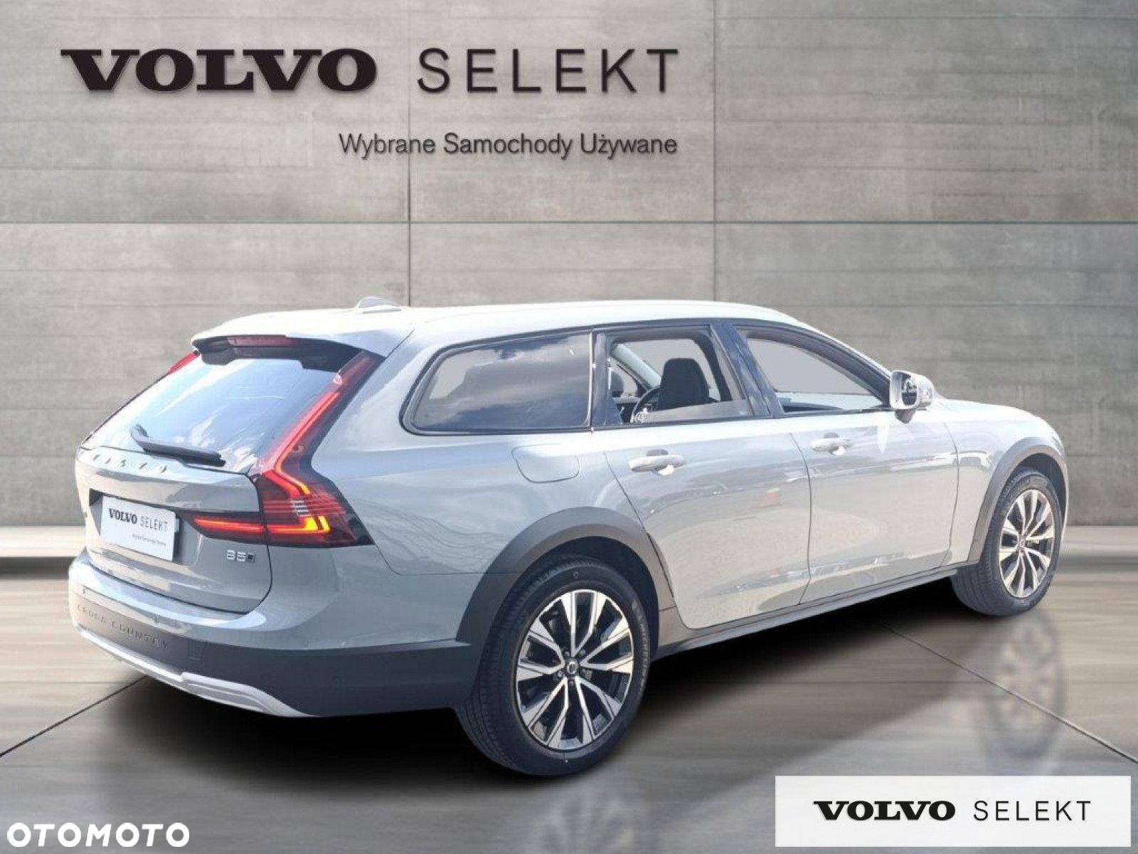Volvo V90 Cross Country - 8