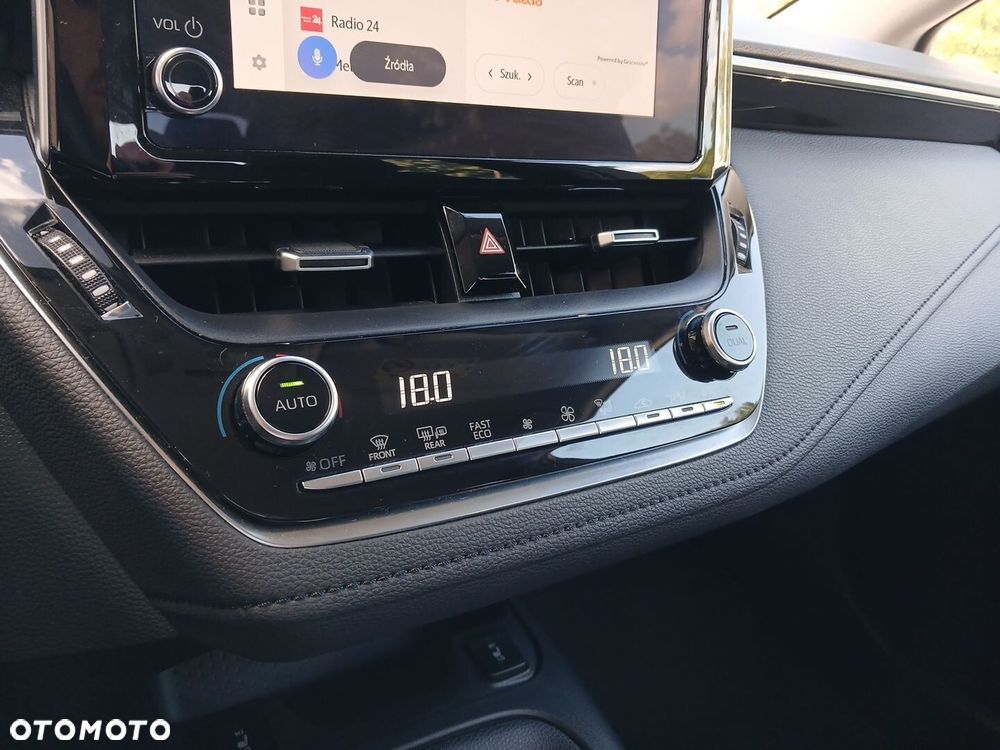 Toyota Corolla - 17