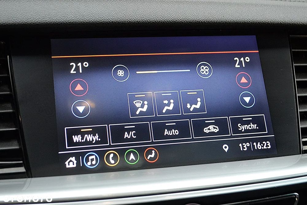 Opel Insignia 2.0 T 4x4 GSi S&S - 29