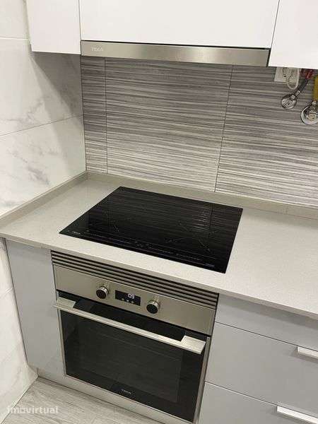 Apartamento T2 renovado R/c para venda - Grande imagem: 2/8