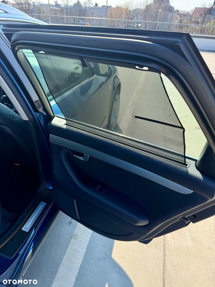 Audi A4 Avant 1.8 T quattro - 19