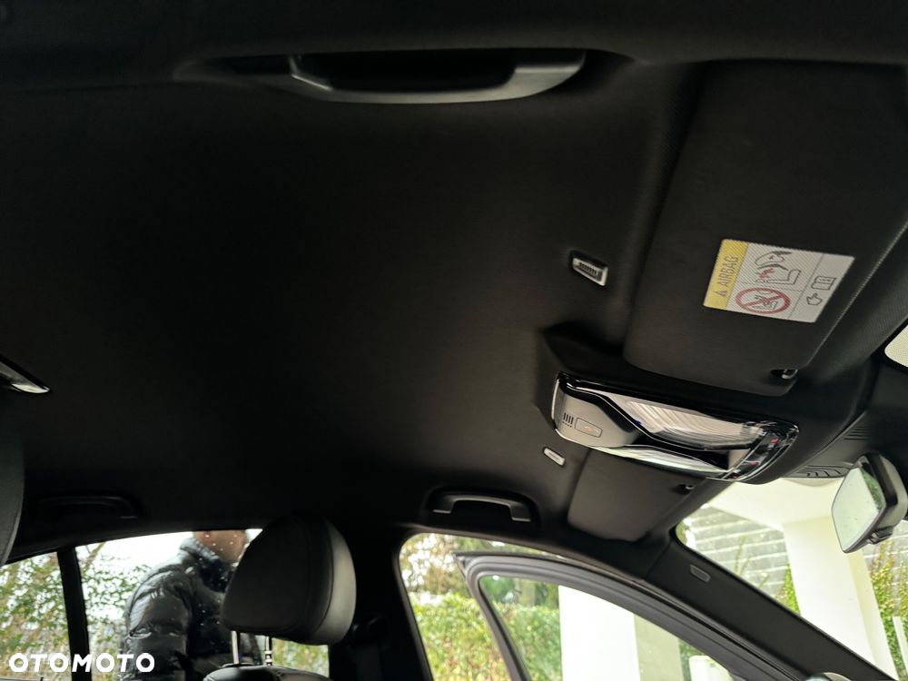 BMW Seria 5 520d xDrive - 15