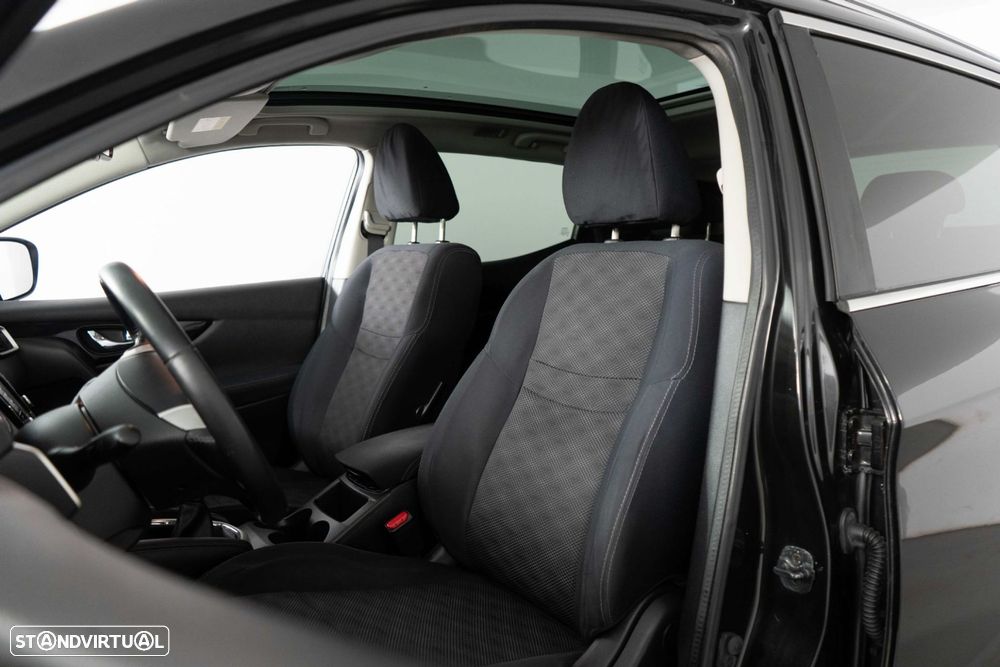 Nissan Qashqai 1.5 dCi Tekna Premium 18 360 - 10
