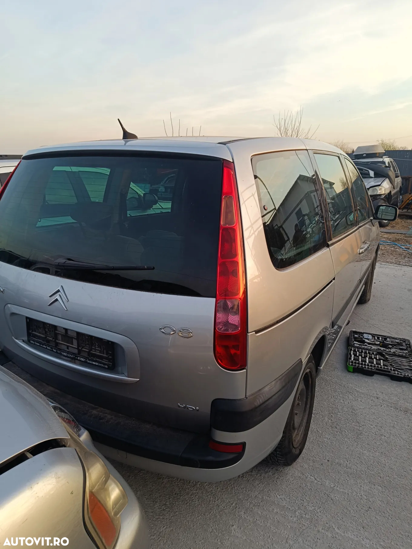 Dezmembrez Citroen C8 automat 2.0 d rhn - 2