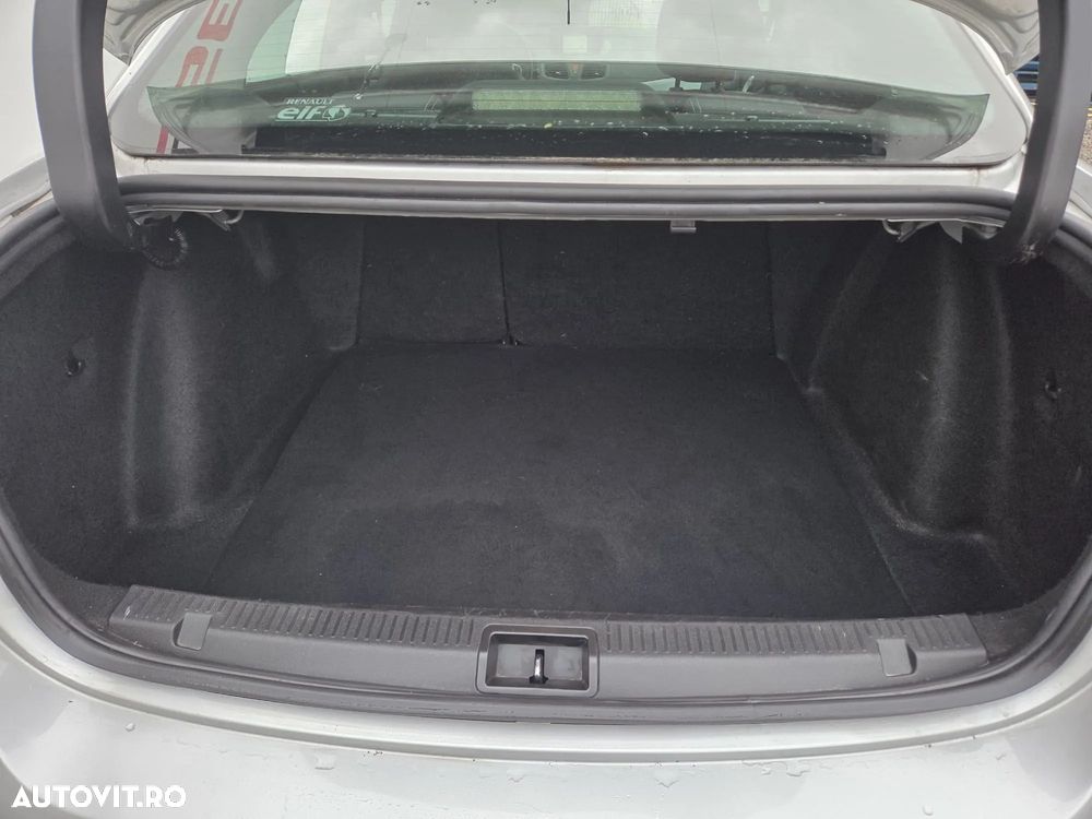 Renault Fluence 1.5 dCi Dynamique - 17