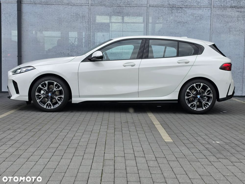 BMW Seria 1 120 mHEV - 3