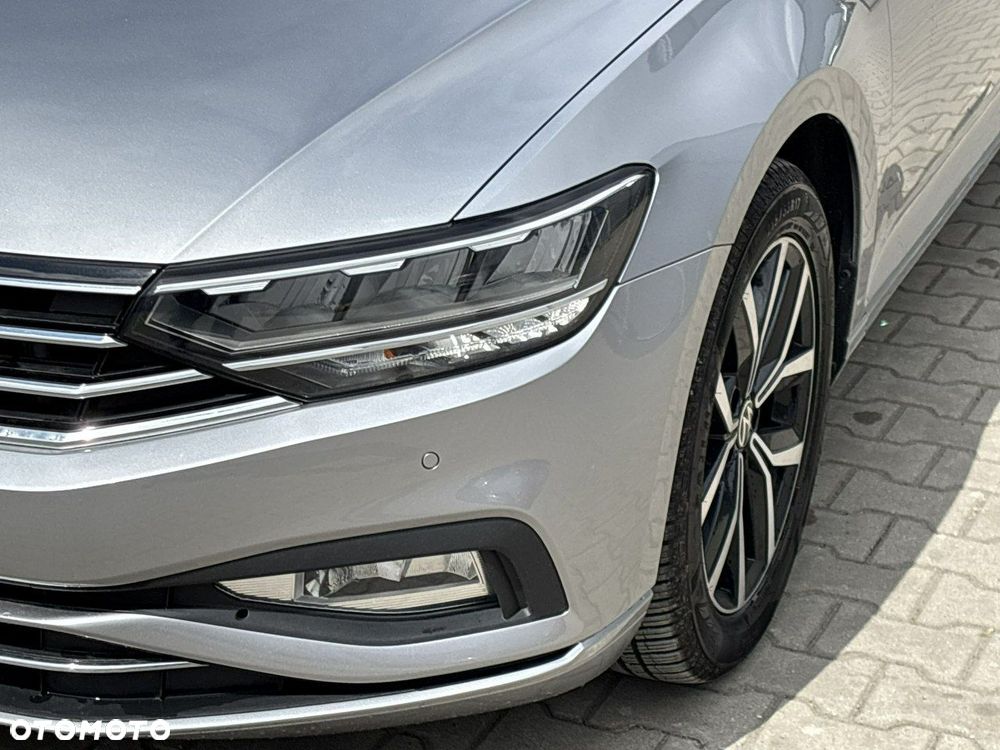 Volkswagen Passat - 9
