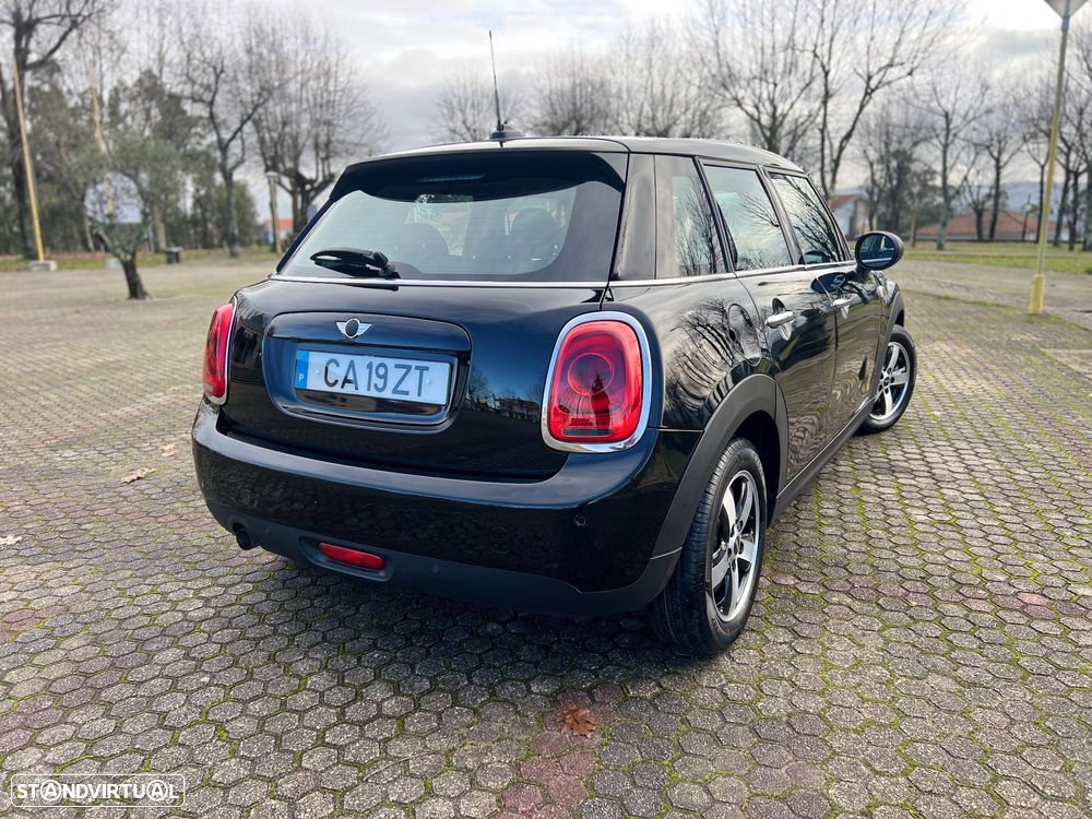 MINI 5 Portas One D - 5