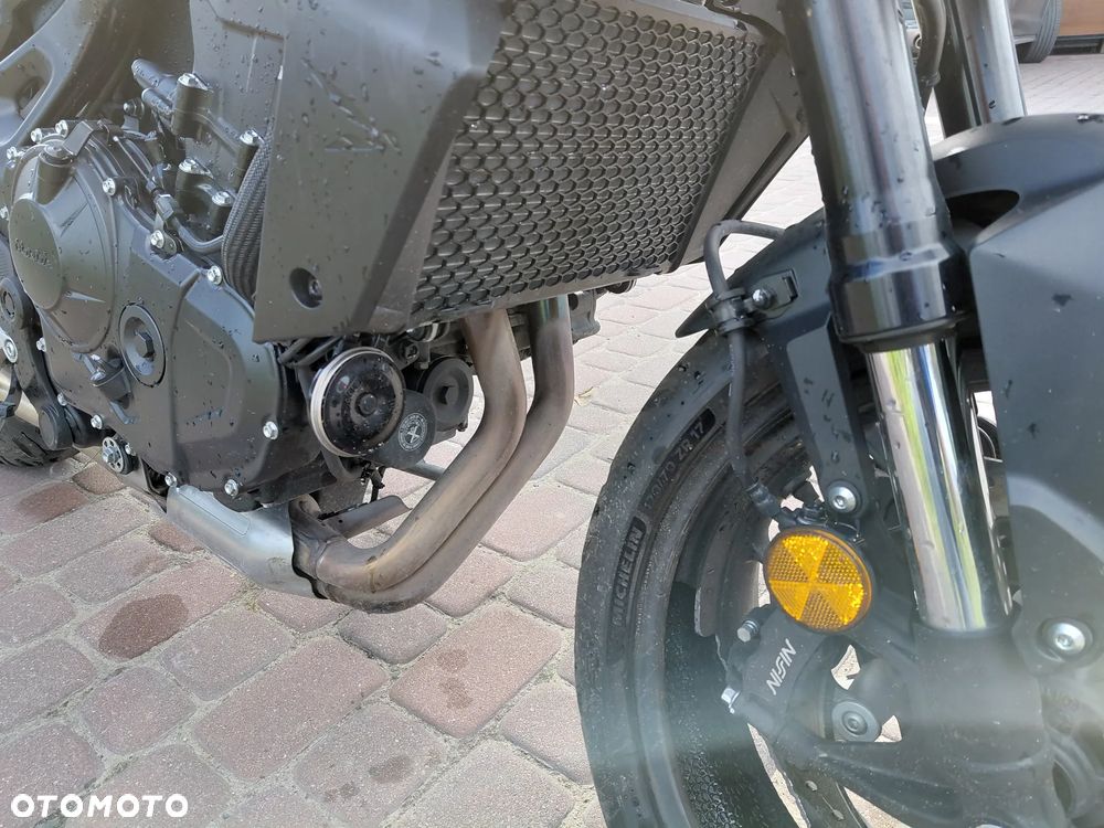 Honda Hornet - 8