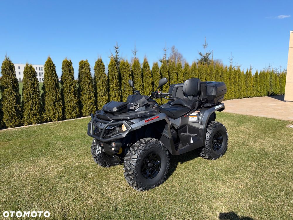 Can-Am Outlander Max - 12