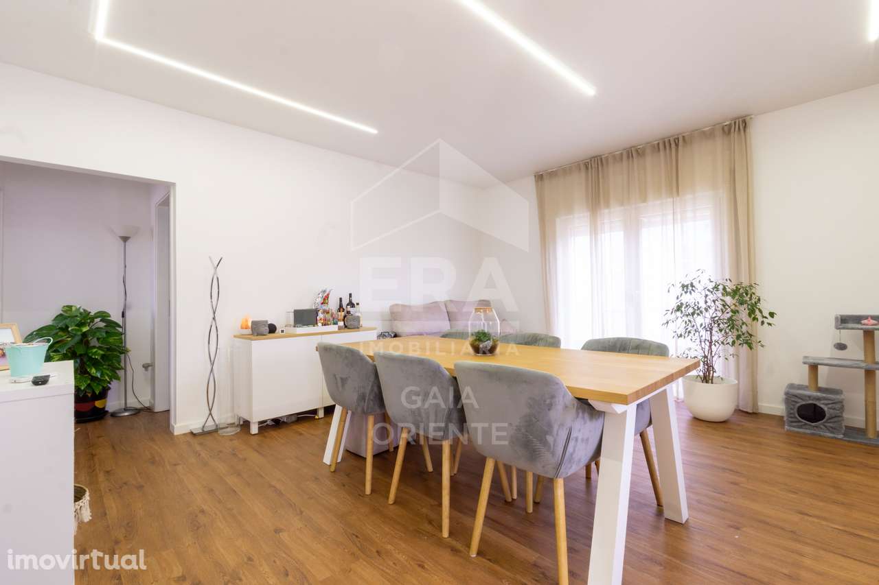 Andar moradia T2 +  T2 em anexo - Canelas - Grande imagem: 4/25