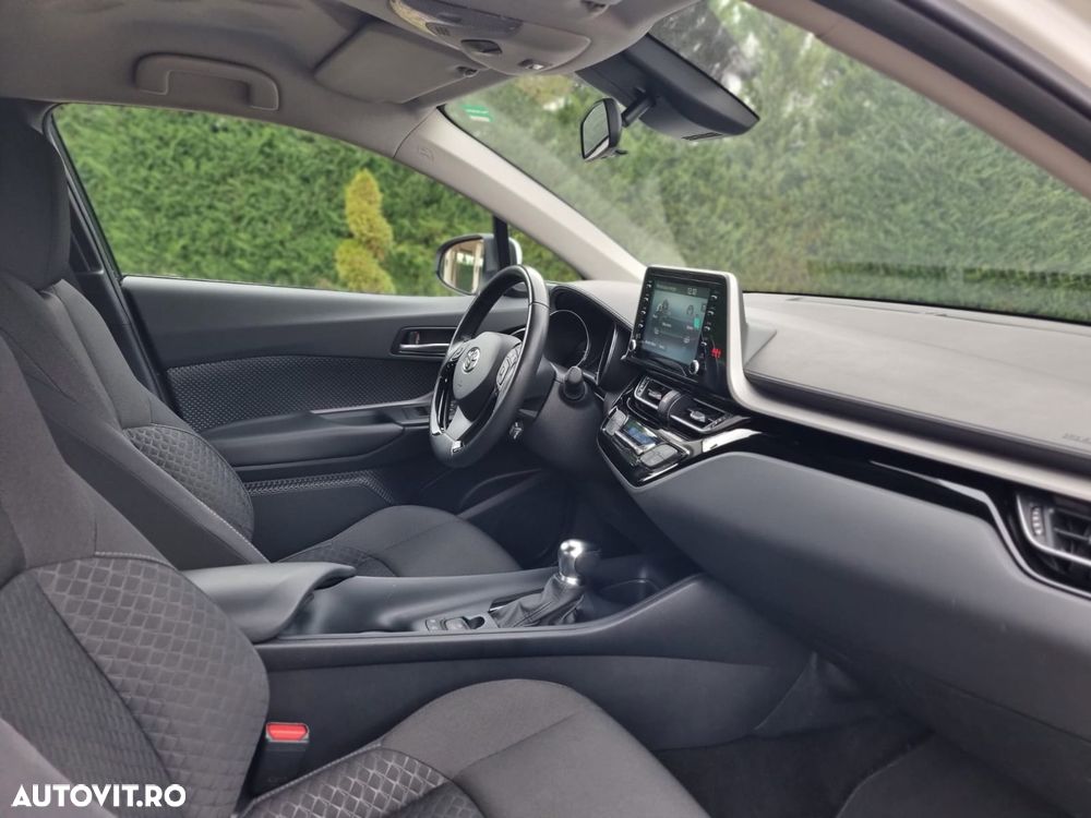Toyota C-HR 1.8 HSD 122 CP 4x2 CVT Style - 6