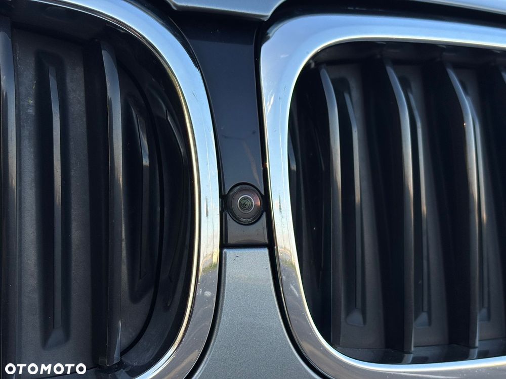 BMW Seria 5 530e iPerformance M Sport sport - 23