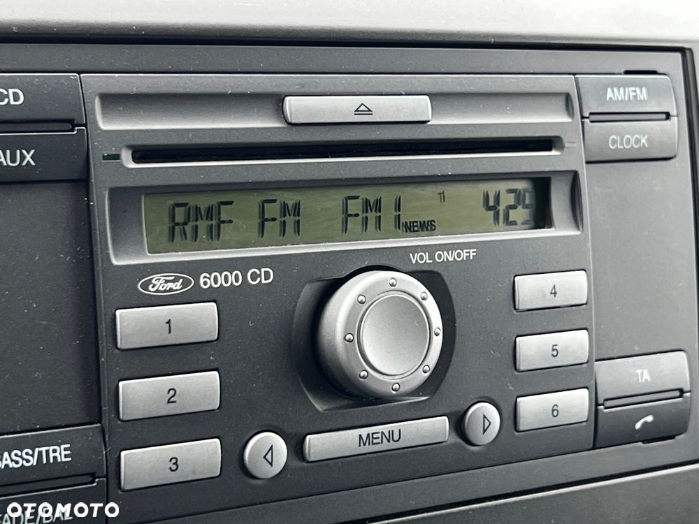 Ford Transit - 13