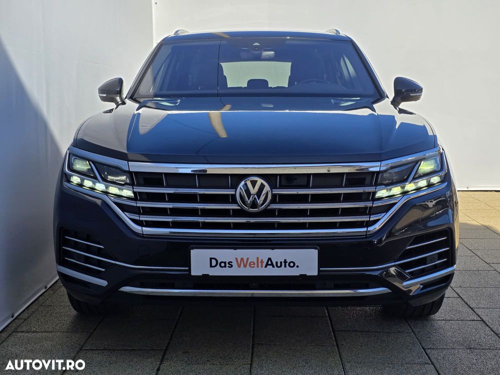 Volkswagen Touareg - 2