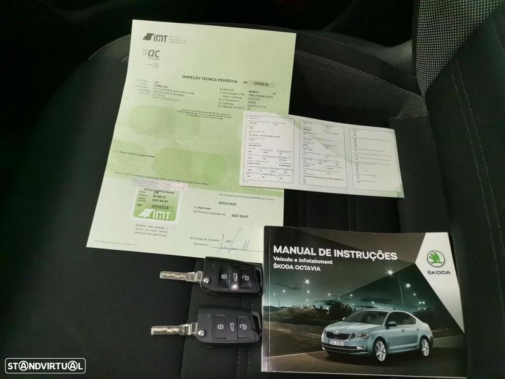 Skoda Octavia Break 2.0 TDI Ambition DSG - 9