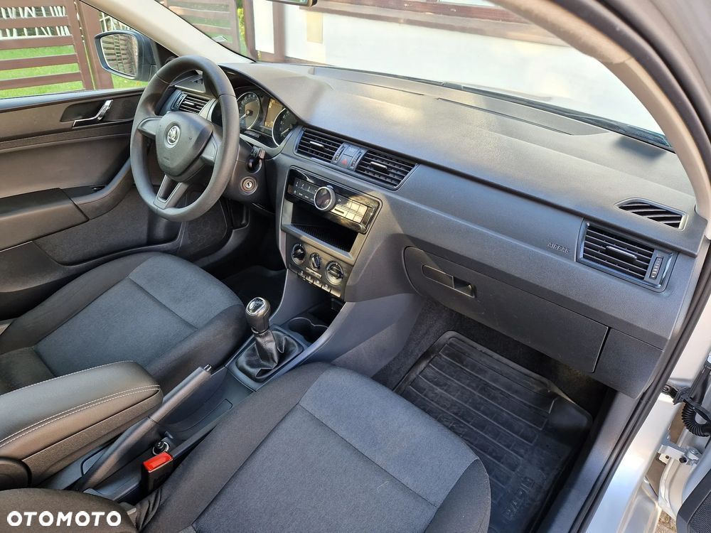 Skoda RAPID 1.6 TDI DPF Active - 26
