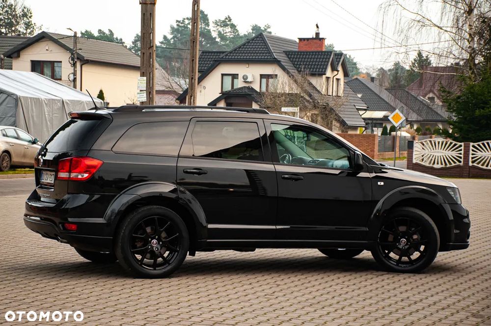 Fiat Freemont 2.0 Multijet 16V DPF Automatik Allrad Black Code - 22