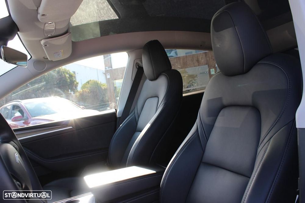 Tesla Model Y Tração Traseira - 16