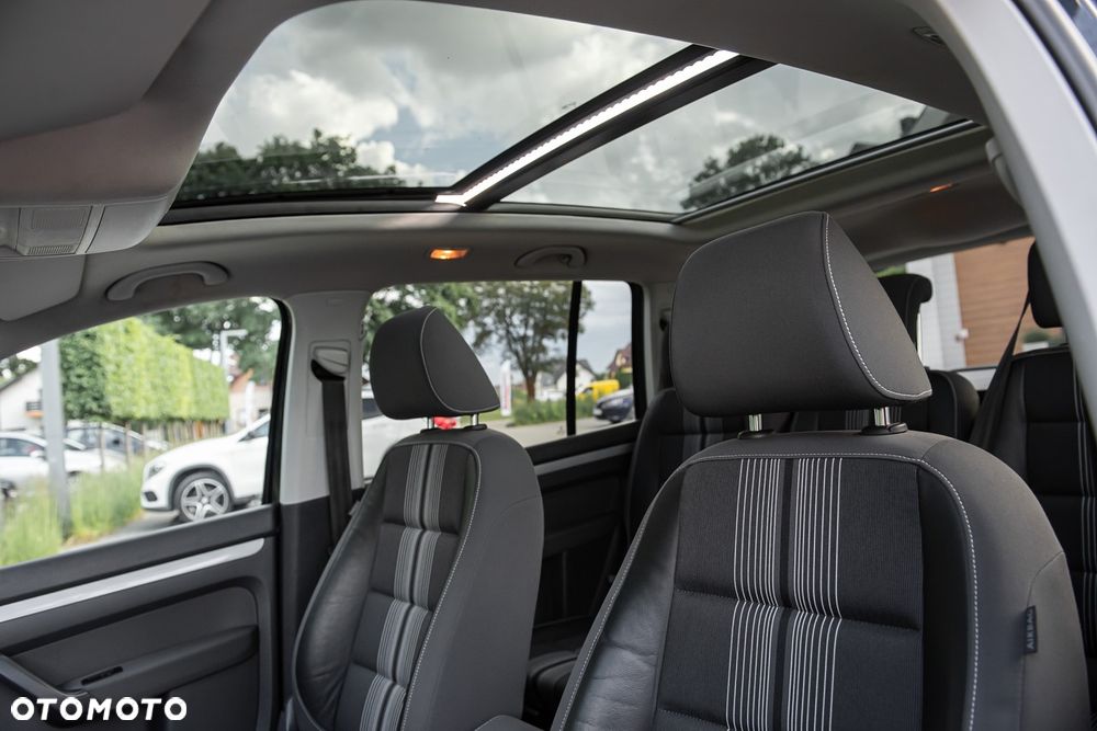 Volkswagen Touran 1.6 TDI DPF MATCH - 26