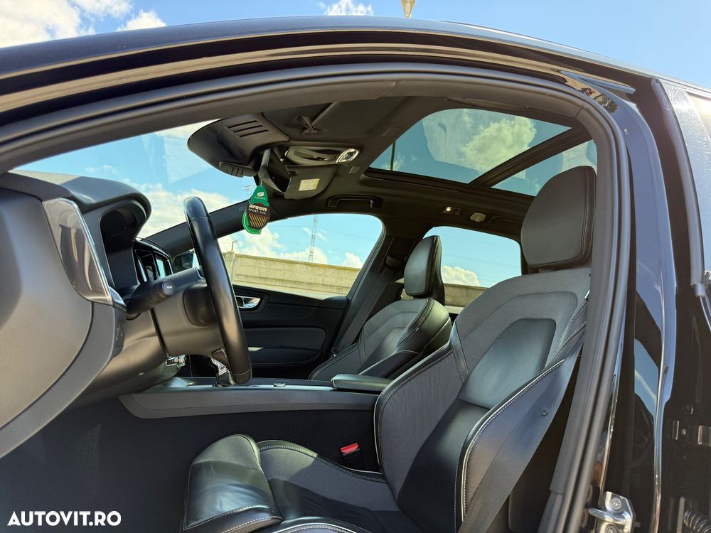 Volvo XC 60 D4 Geartronic RDesign - 14