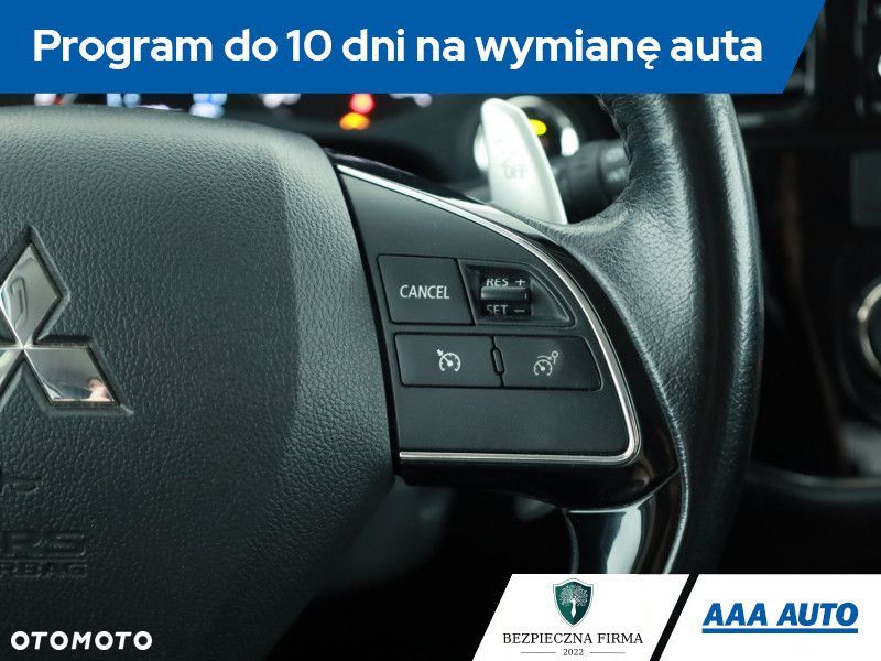 Mitsubishi Outlander - 20
