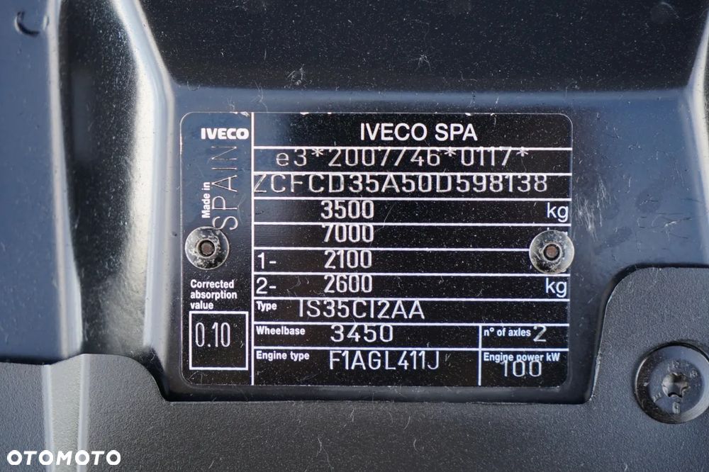 Iveco DAILY 35-140 / CHŁODNIA / THERMO KING / REGAŁY / MANUAL / BLIŹNIAK / - 36