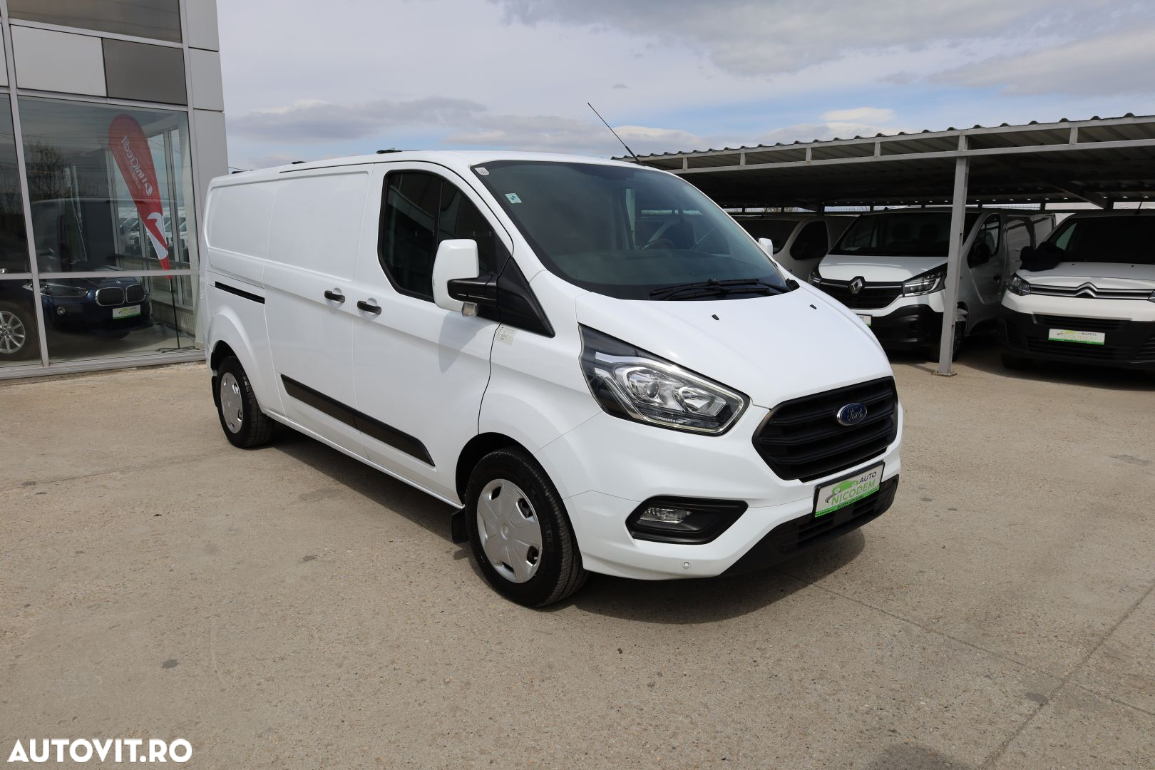 Ford Transit Custom - 9