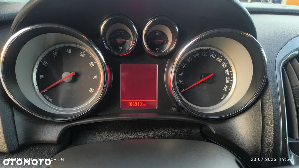 Opel Astra 1.4 Turbo Innovation - 25