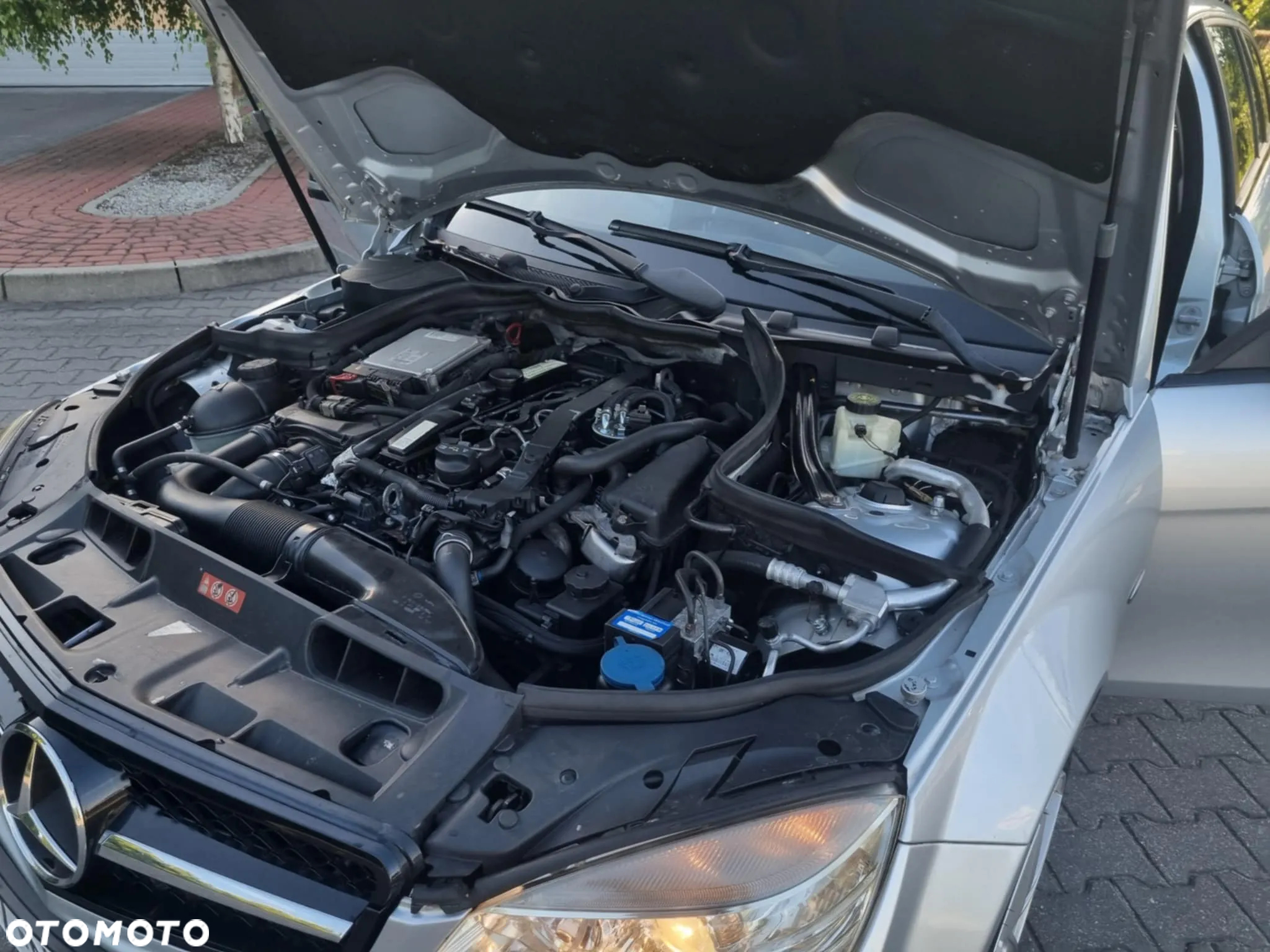 Mercedes-Benz Klasa C 220 T CDI DPF Automatik Avantgarde - 11