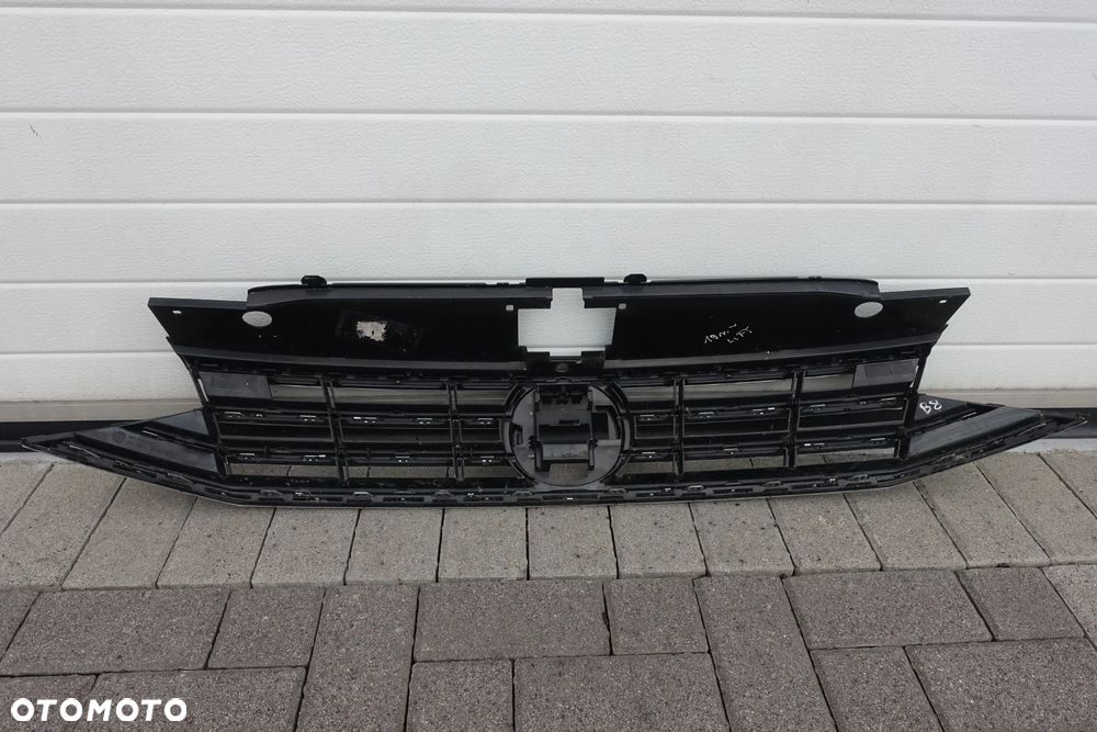ATRAPA GRILL PASSAT B8 LIFT 19-24r. R-LINE - 5