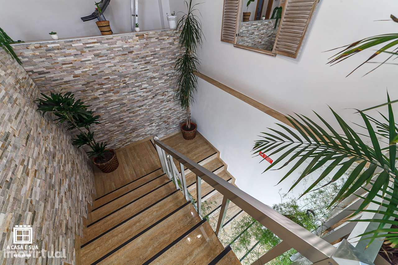 Prédio c/ armazém, apartamentos e terreno em Fajões, OAZ - Exclusivo - Grande imagem: 5/60