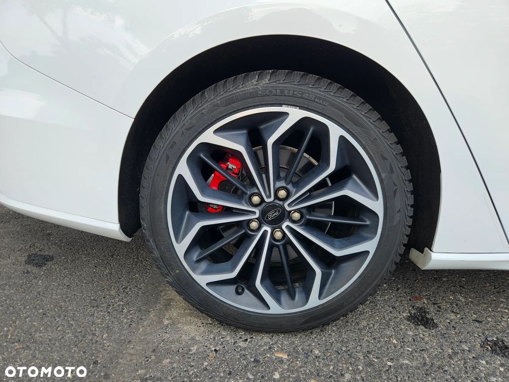 Ford Focus 2.0 TDCi ST-Line ASS PowerShift - 7