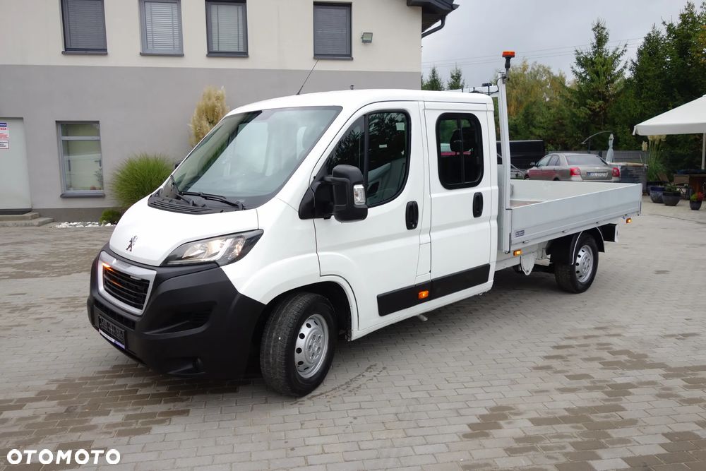 Peugeot Boxer Doka 2.2 Bluehdi 165 KM 7 Osobowa Klima Webasto - 23