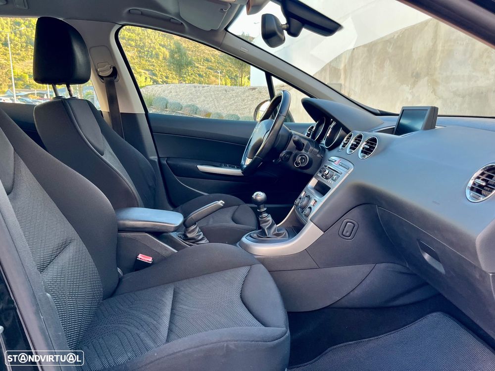 Peugeot 308 SW 1.6 e-HDi Active CVM6 - 28