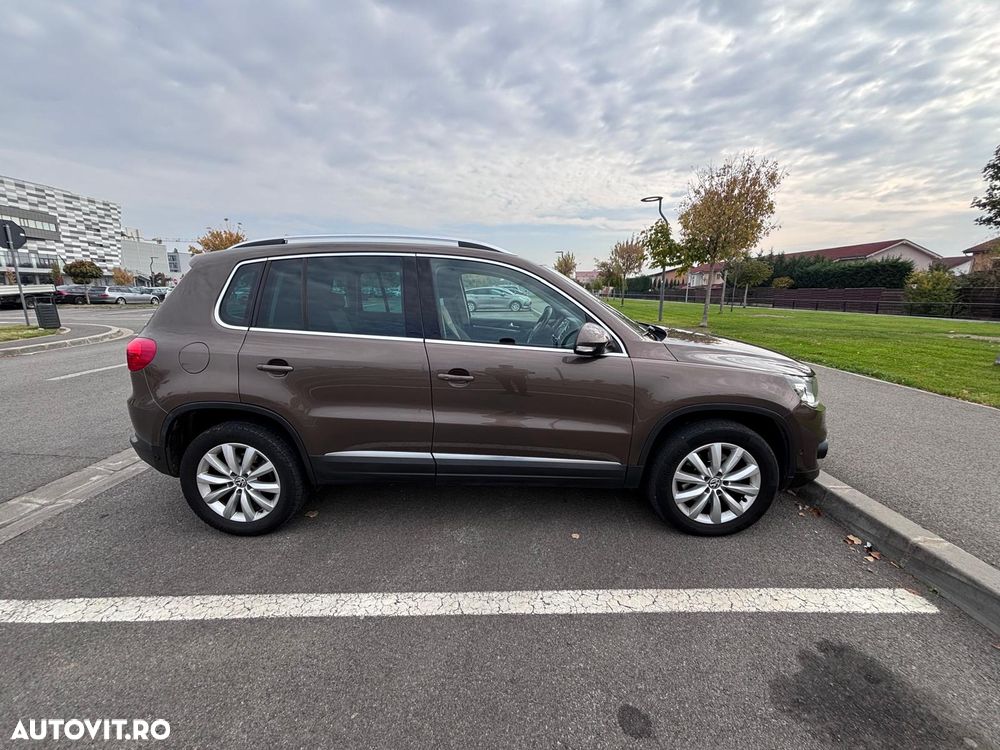 Volkswagen Tiguan - 2
