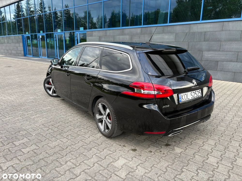 Peugeot 308 1.2 PureTech GPF GT Pack S&S EAT8 - 6