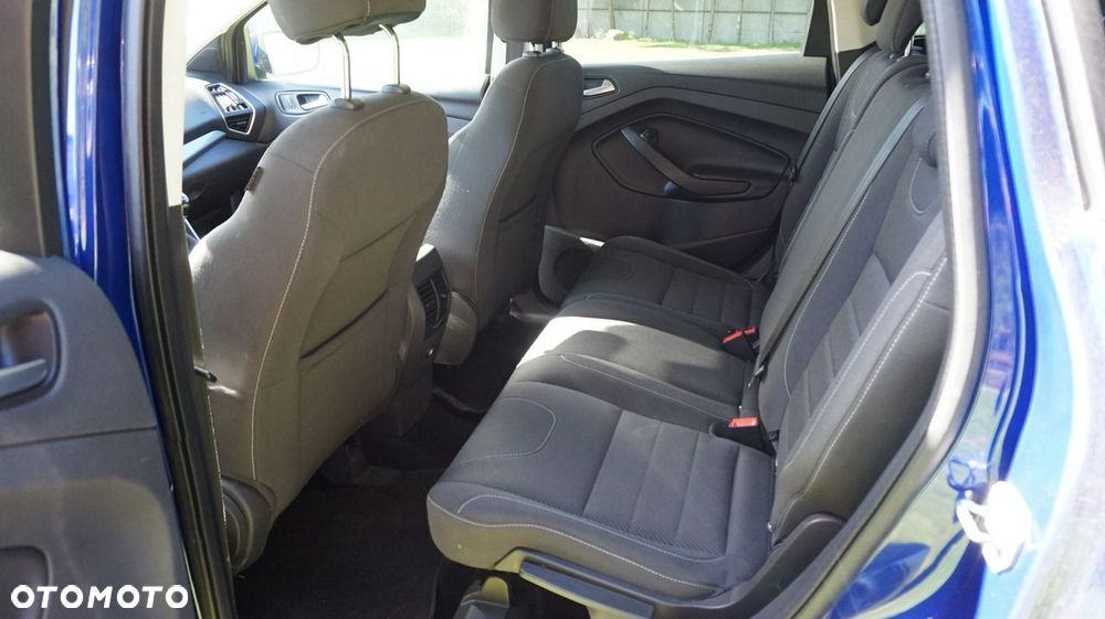 Ford Kuga - 9