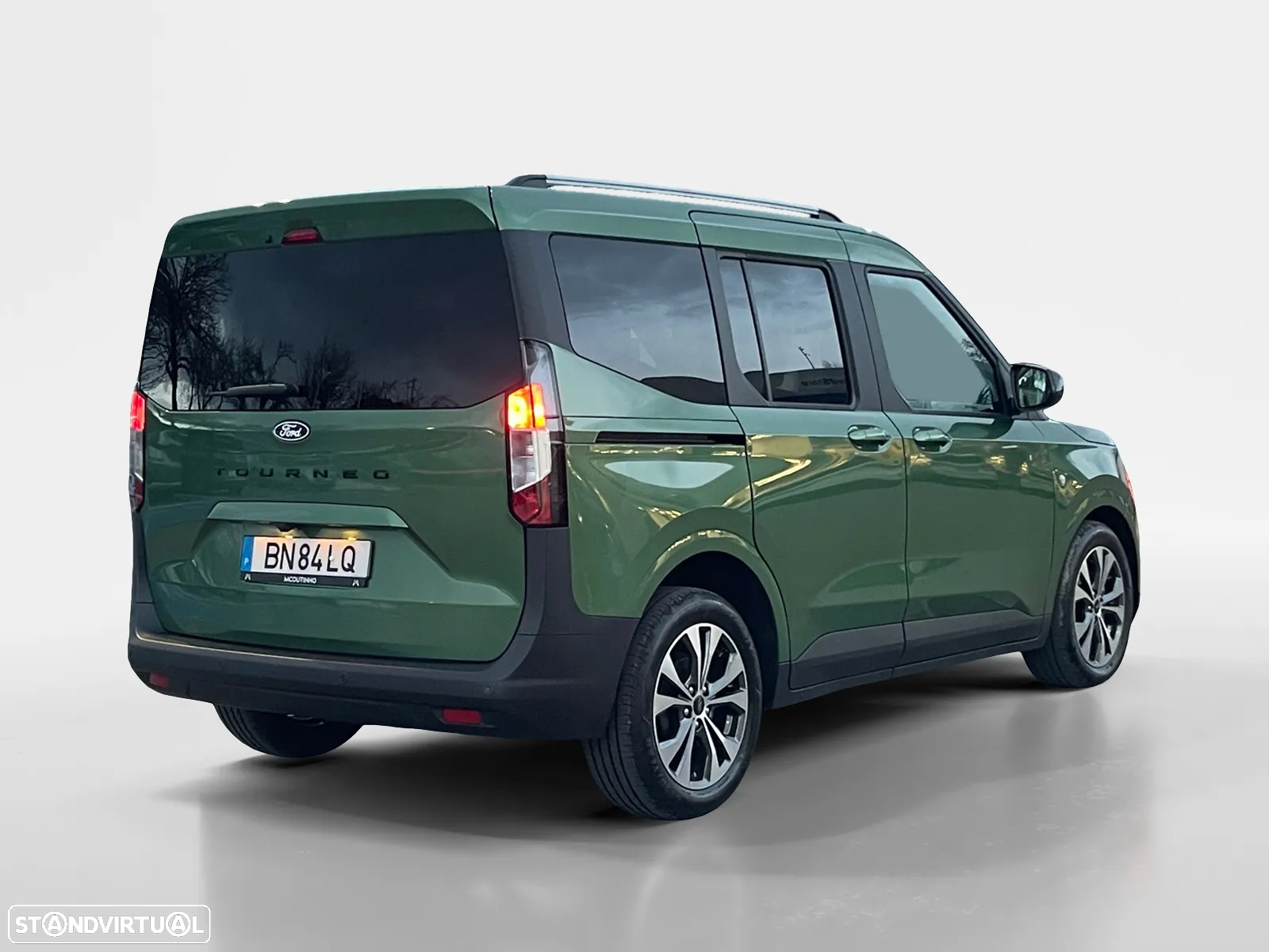 Ford Tourneo Courier 1.0 EcoBoost Titanium - 6