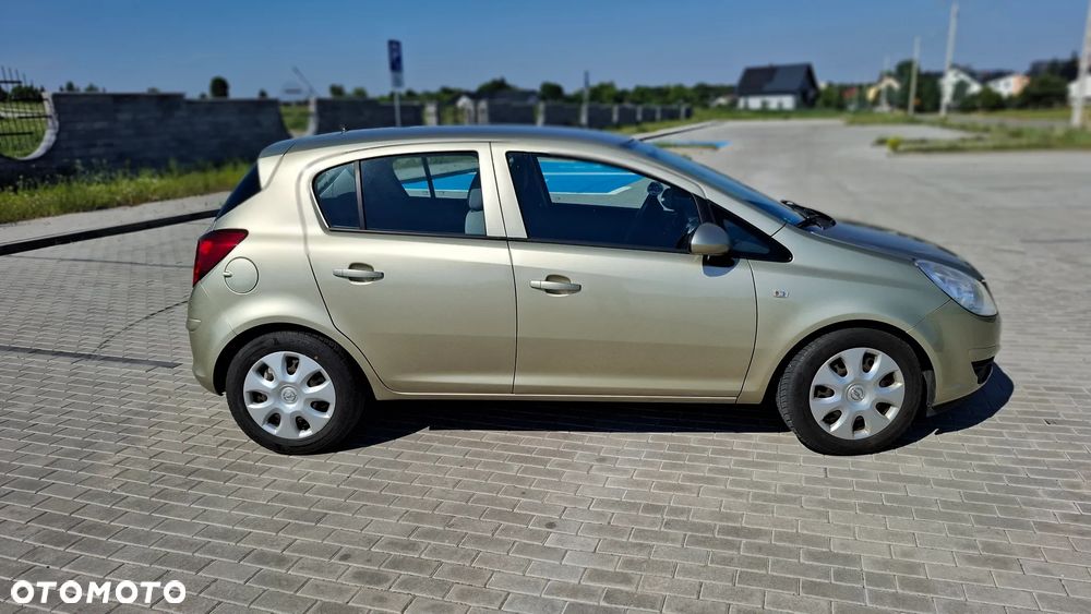 Opel Corsa 1.2 16V Enjoy - 2