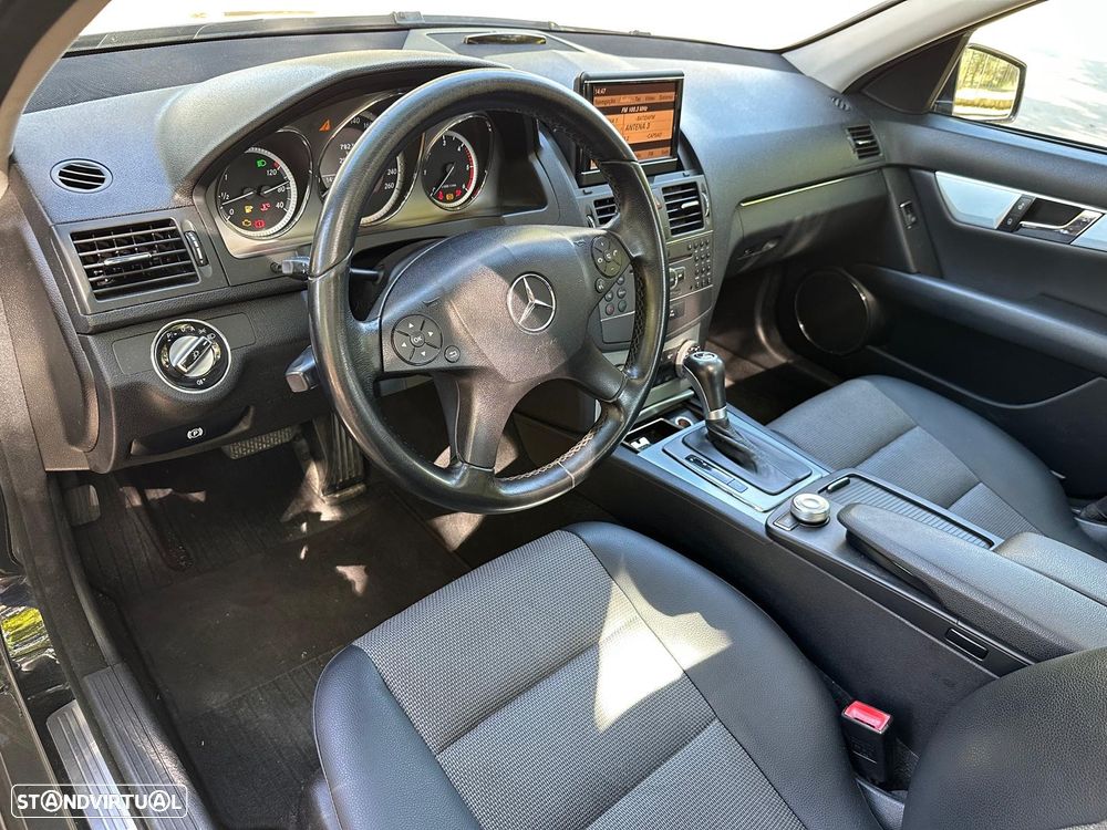 Mercedes-Benz C 350 - 23