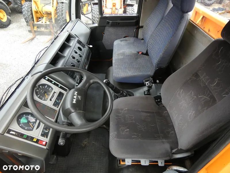 MAN LE 18.250 Z Niemiec / Wywrotka 4x4 z reduktorem / - 13