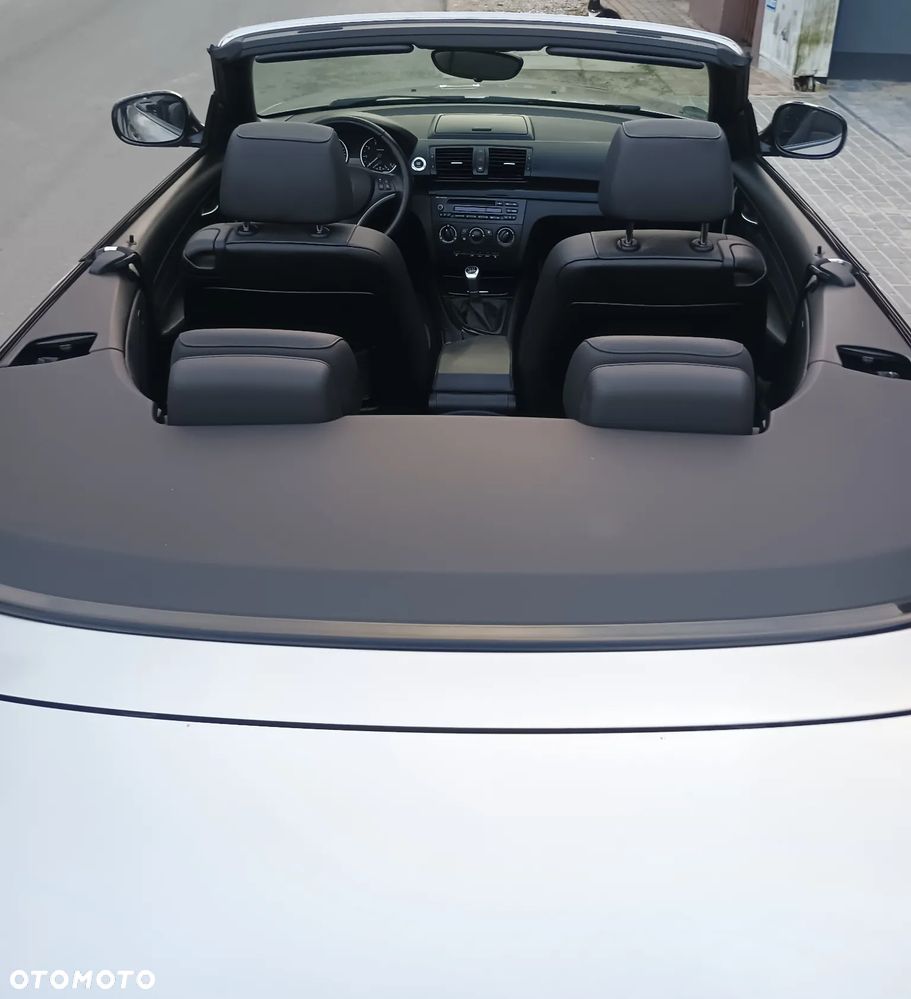 BMW Seria 1 118i - 3