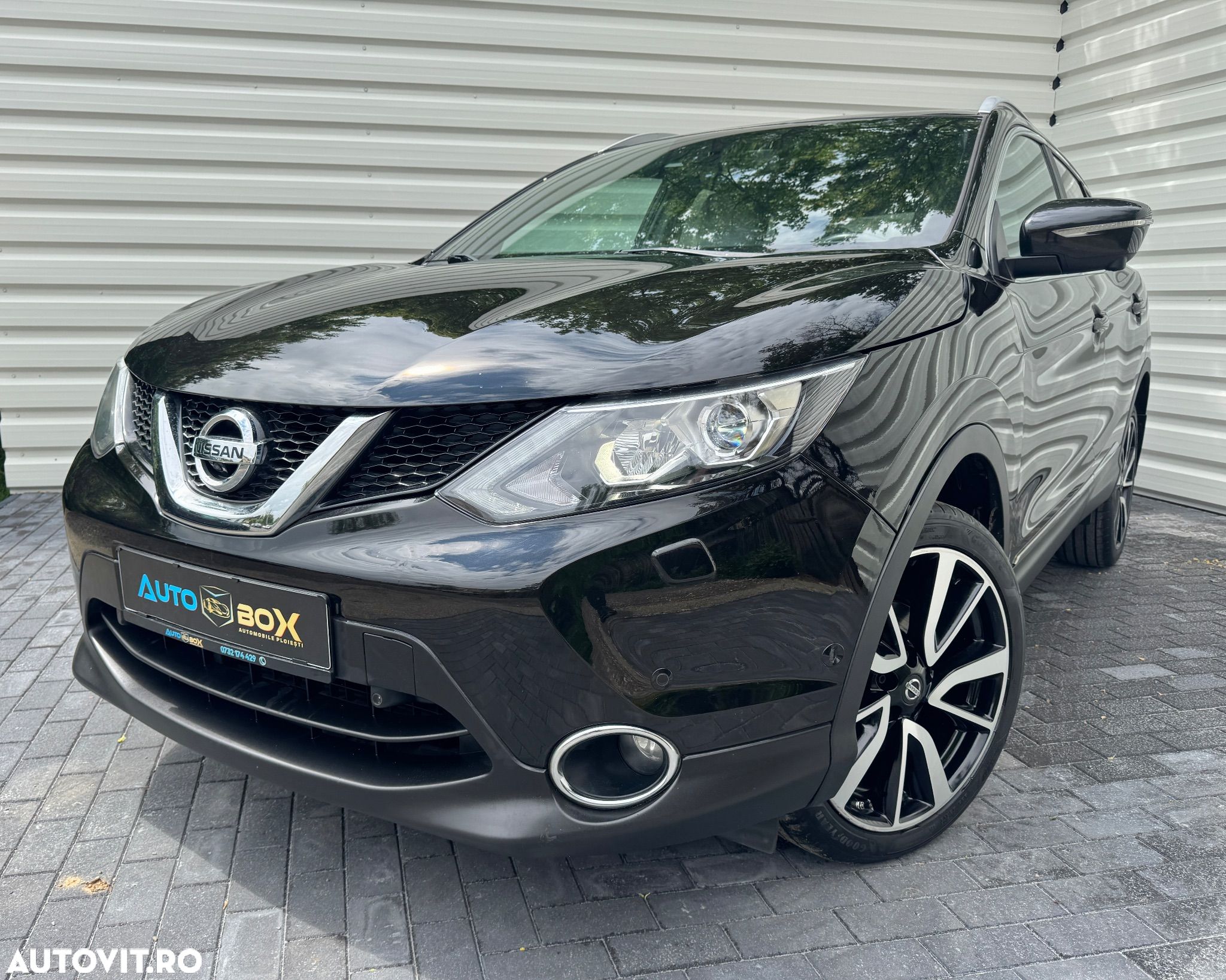 Nissan Qashqai 1.6 DCI 4 x 4 DPF tekna - 1