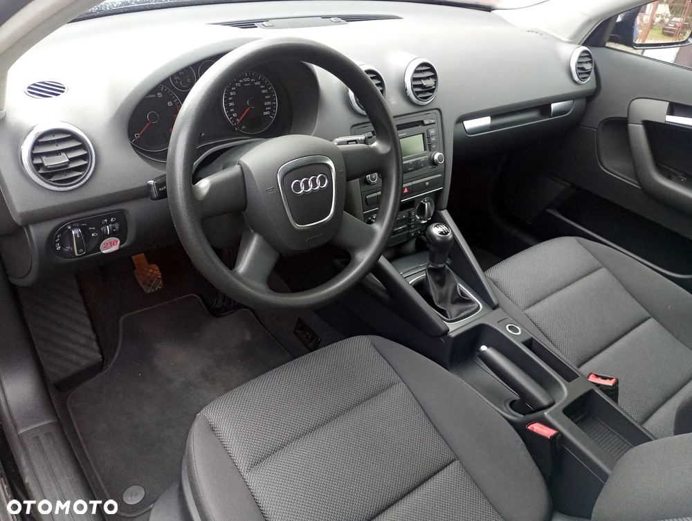 Audi A3 Sportback 1.4 TFSI Ambition - 9