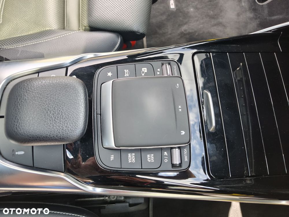Mercedes-Benz CLA - 18