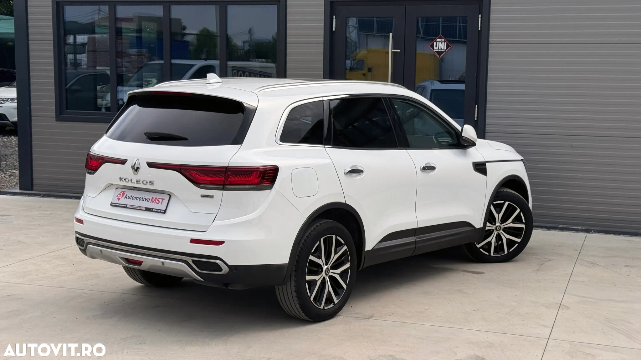 Renault Koleos BLUE dCi 185 4WD X-tronic INTENS - 3