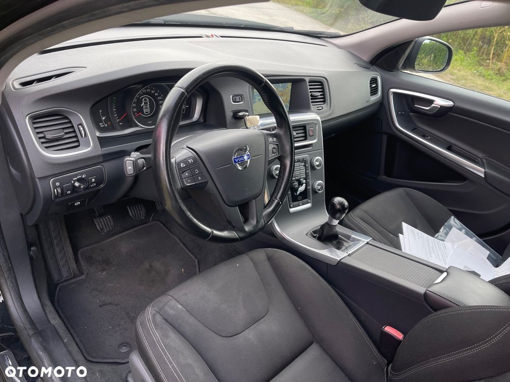 Volvo V60 D4 Edition - 10