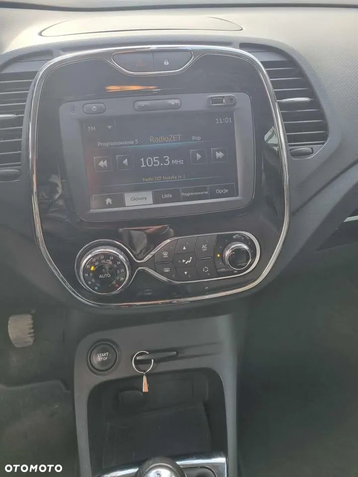 Renault Captur - 16