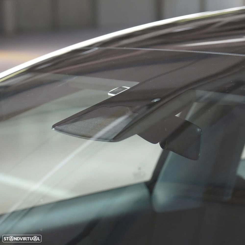 Tesla Model 3 Long Range AWD Dual Motor Performance - 27